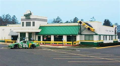 Quaker Steak & Lube, Dickson City - Restaurant Reviews, Phone Number & Photos - TripAdvisor