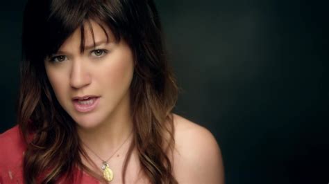 Kelly Clarkson- Dark Side {Music Video} - Kelly Clarkson Photo ...