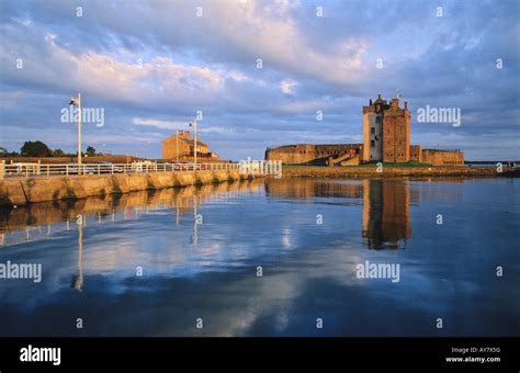 Broughty Castle, Broughty Ferry, Dundee, Scotland Stock Photo - Alamy