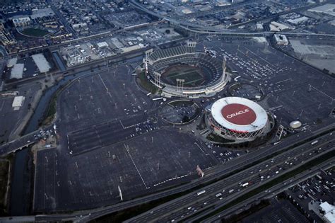 Oakland pursues scaled-down version of Coliseum City