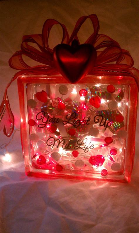 20+ Valentines Day Lighted Decor