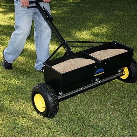 Best Lawn Fertilizer Spreaders Reviews for 2022 - Lawn Mower Review