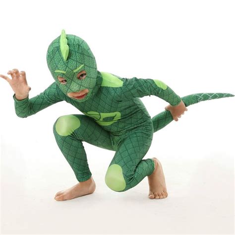 Green Dinosaur Party Costume | Dinosaur party costume, Costume birthday parties, Green costumes