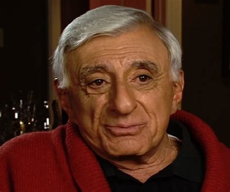 Jamie Farr Biography - Facts, Childhood, Family Life & Achievements