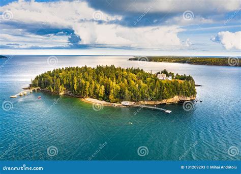 Aerial view of Bear Island stock image. Image of autumn - 131209293