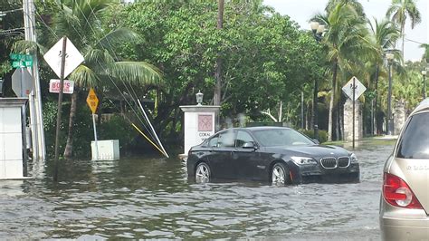 High tides flood coastal neighborhoods in Fort Lauderdale - Sun Sentinel