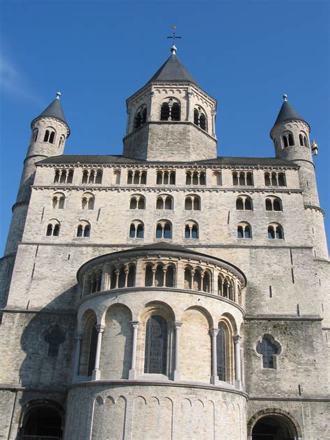 Romanesque Architecture – Art and Visual Culture: Prehistory to Renaissance