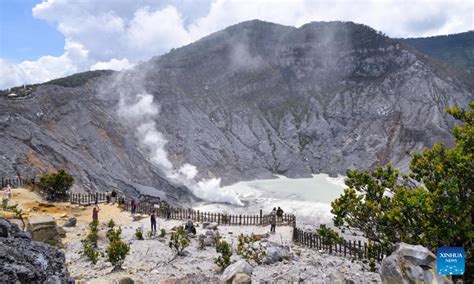 Tangkuban Perahu volcano attracts tourism during Spring Festival holiday in Indonesia - Global Times