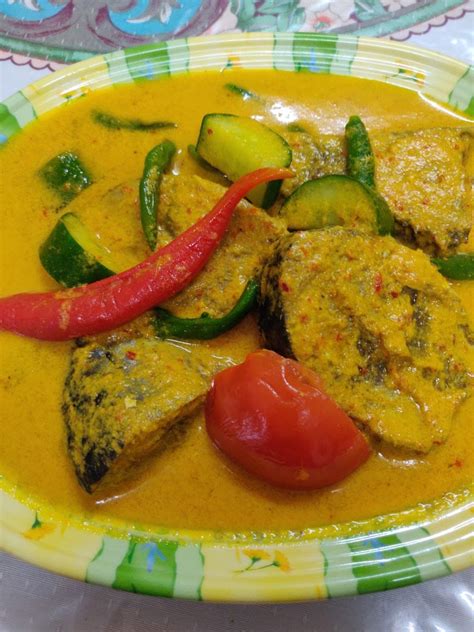 Ikan Kayu Masak Lemak Cili Padi - HudsonnJorden