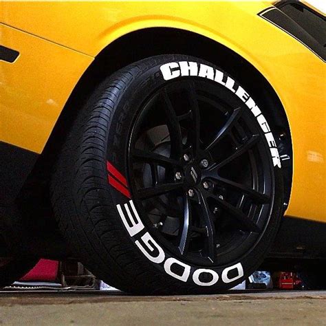 Dodge Challenger - Kom Tire