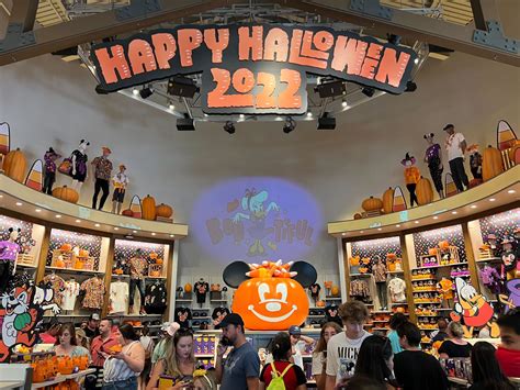 Halloween 2022 Decorations Arrive at World of Disney in Disney Springs ...