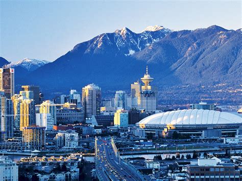 Why visit Vancouver ? – FYIA Only