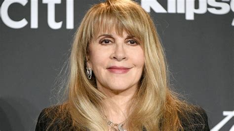 Stevie Nicks Kicks Off 2023 Solo Tour Like a Woman Possessed