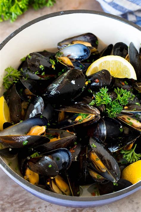 Steamed Mussels Recipe - Dinner at the Zoo