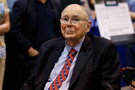 8 Astounding Facts About Charlie Munger - Facts.net