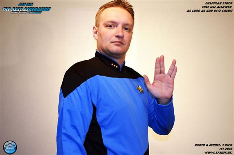 Star Trek - Science Officer (TNG) Stock_4 by Joran-Belar on DeviantArt