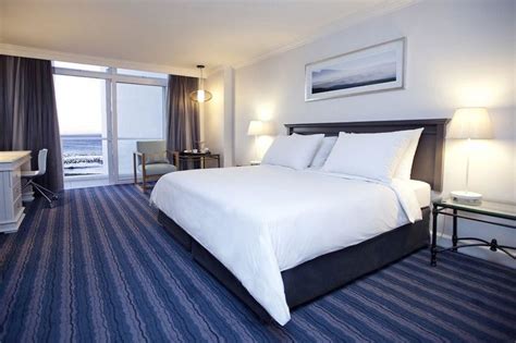 Radisson Blu Hotel Waterfront - Cape Town | Rhino Africa