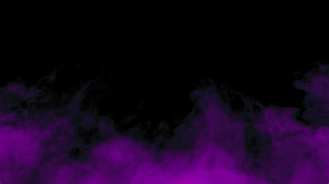 animação de efeito de fumaça roxa em fundo preto 12963494 Vídeo stock no Vecteezy
