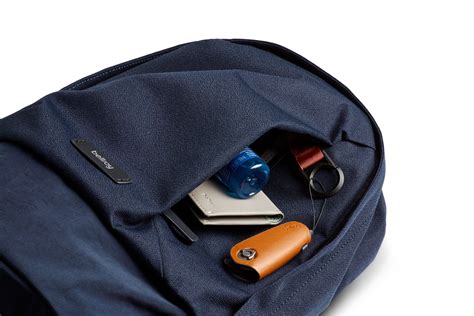 Bellroy Classic Backpack Compact in Navy – Getoutside Shoes