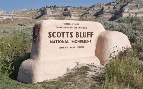 scottsbluff-monument – J&R Travels