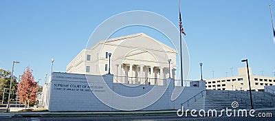 The Supreme Court Of Mississippi Building, Jackson, Tennessee. Editorial Photo - Image: 63331166