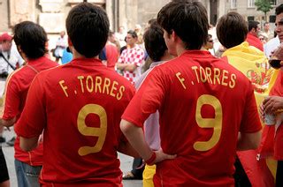 Spanish fans | Torres twins | Elena Pleskevich | Flickr