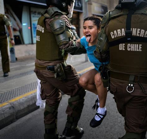 36 POWERFUL IMAGES OF WOMEN PROTESTERS LEADING FROM THE FRONT ACROSS ...