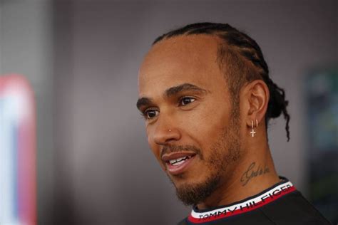 Lewis Hamilton Silences Rumors Of Ferrari Switch