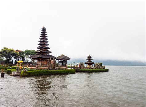 Ulun Danu Beratan Temple Bali: Tips for Visiting The Floating Temple ...