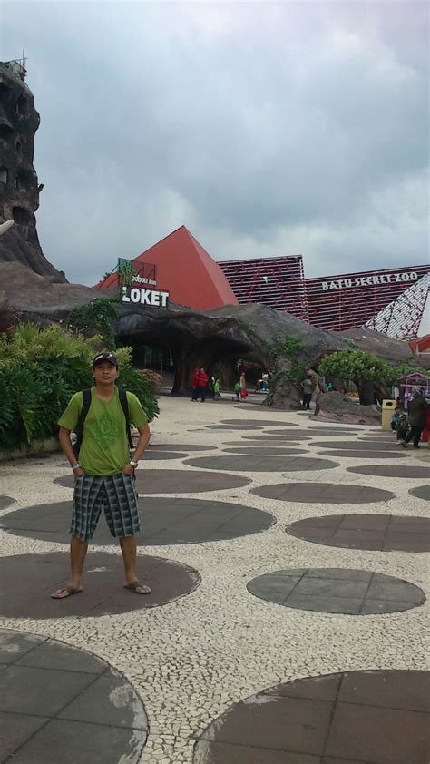 Batu Secret Zoo | Zoo, Batu, Zoo park