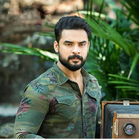 Tovino Thomas 😍 Follow ⬇️ @cinetimesmedia @tovinothomas #tovinothomas # ...