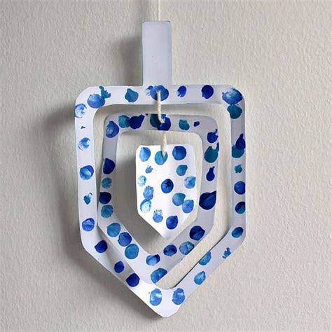 Easy dreidel craft for preschool and toddlers with printable template ...