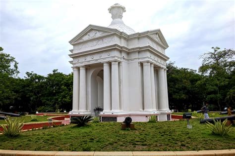 Bharathi Park - Peaceful place to hang out with family and friends.