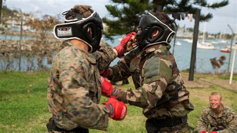 U.S. Marines dive into French commando course > United States Marine Corps Flagship > News Display