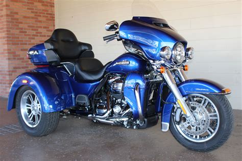 Pre-Owned 2017 Harley-Davidson Tri Glide Ultra Classic in Chandler #UHD853145 | Chandler Harley ...