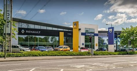 Hendy Renault Southampton / Hendy Dacia Southampton | Car dealership in ...