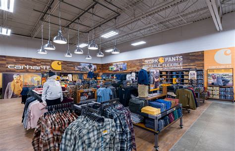 Carhartt to open stores within Tractor Supply stores