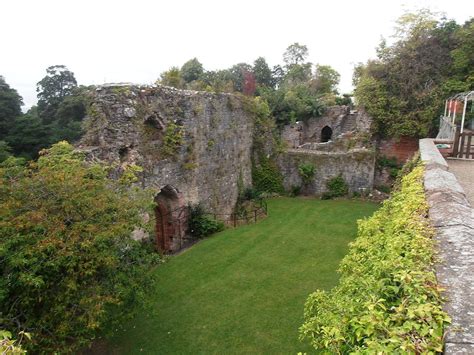 Ruthin Castle (Castell Rhuthun) beside the Clwydian Range at Ruthin in ...