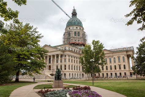 Kansas State House and Capitol Building in Topeka, KS — Stock Photo © dnewman8 #12473400