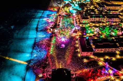 Playing In the Sand 2023 Drone photo : r/gratefuldead