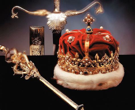 Scottish Crown Jewels's history starts in Rome