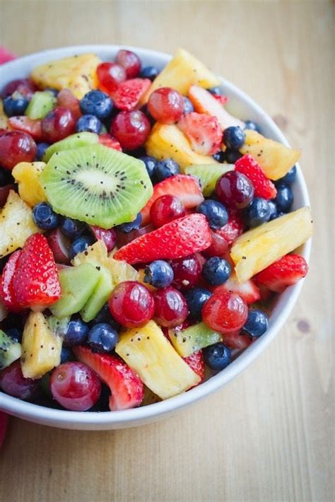 Mixed Berry Fruit Salad + 5 Paleo Berry Desserts