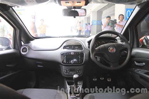 Fiat Abarth Punto launched at INR 9.95 lakhs