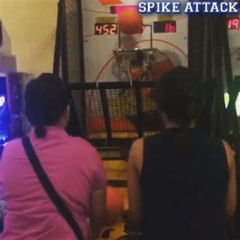 Lydia de Vega and daughter fail at this sport | Fastbreak