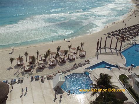 Krystal Hotel Cancun Activities