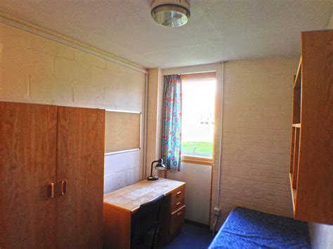 Coales Hall Bedroom 03 | University of Hertfordshire Accommodation | Flickr