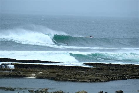 Mullaghmore Surf Photo by Rob Davies | 11:05 am 1 Jun 2015