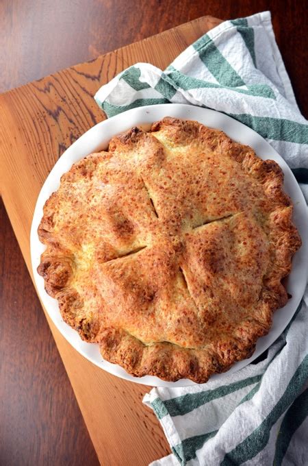 Apple Pie with Cheddar Cheese Crust - The Cake Chica