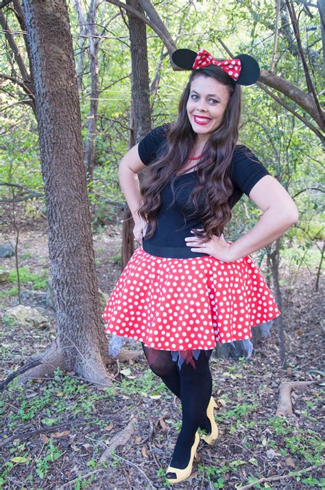 Awesome DIY Mickey and Minnie Costumes for All Sizes - DIYCraftsGuru