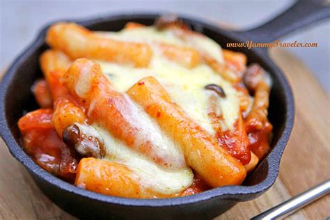 The Yummy Traveler: Recipe : Baked Cheese Tteokbokki ( Korean Spicy ...